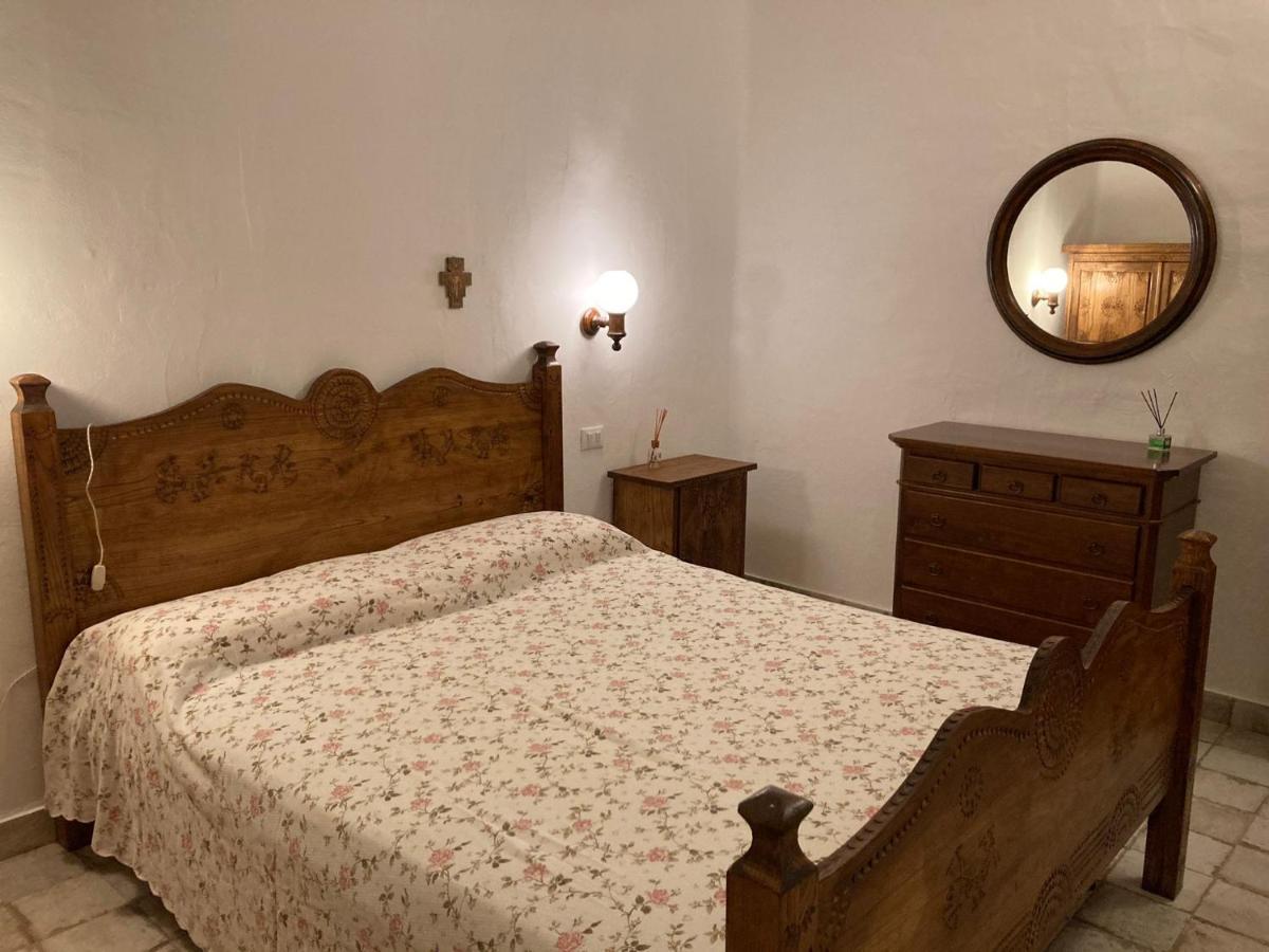 Villa Serena Porto Columbu - Perd'E Sali Εξωτερικό φωτογραφία
